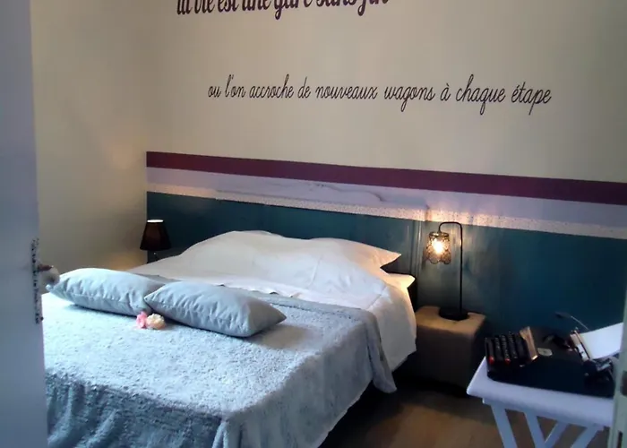 بيت للعطل Bienvenue A La Halte De Ancienne Gare Sigournais